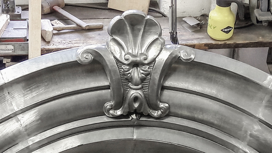 … zieren später die rekonstruierten Gaubenbögen