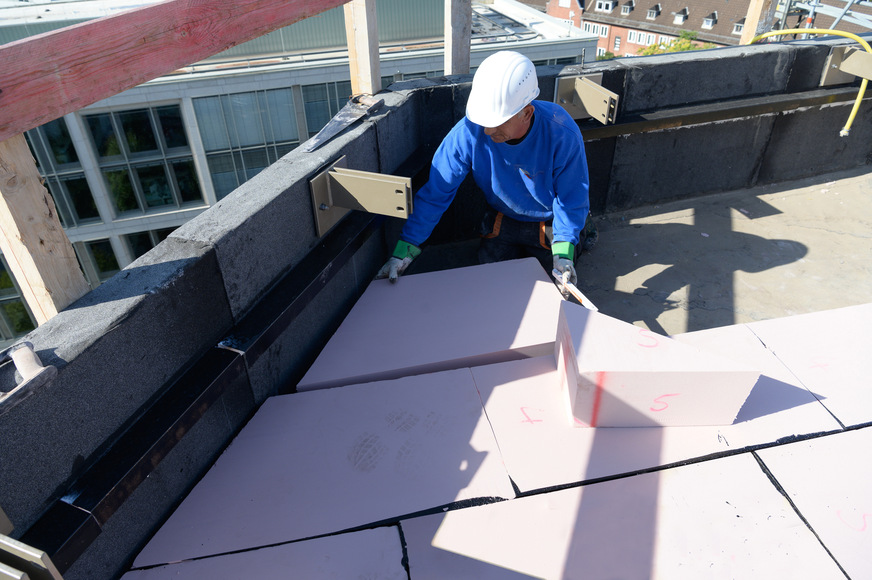 Schräge Schnitte sind mit einem Fuchsschwanz schnell erledigt.&nbsp;