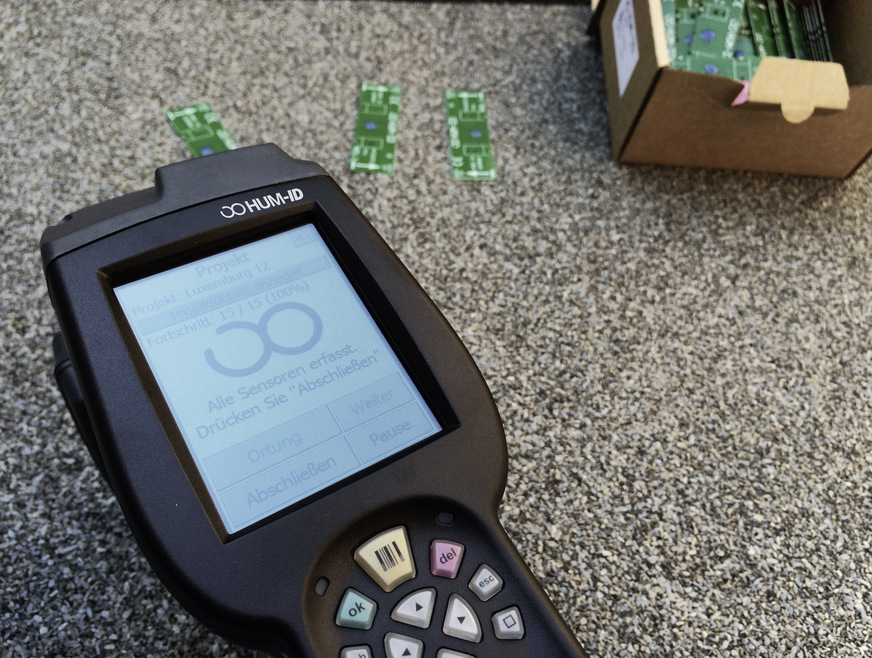HUM-ID Dachkontrollsystem mit Scanner und RFID Sensoren