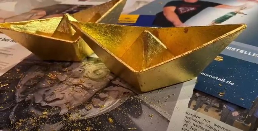 Goldschiff von Andreas Buck