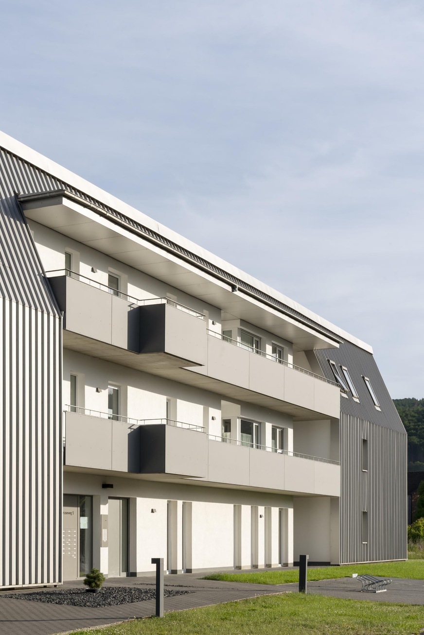 Insgesamt wurden 1200 m² der Profilbahnen Rib-Roof 465 verarbeitet