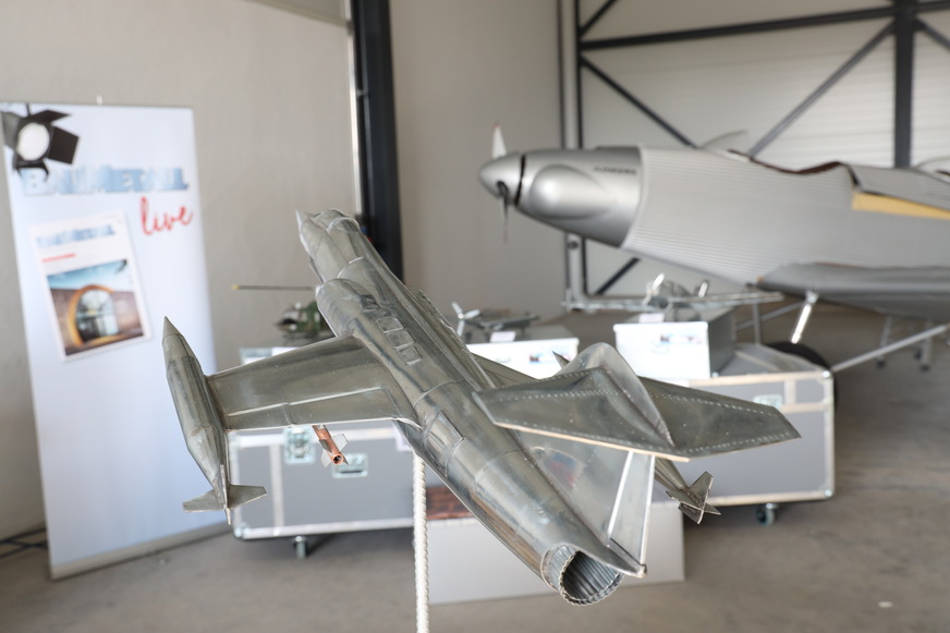 Das Objekt der Begierde: Der Starfighter aus Titanzink