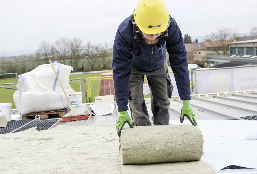 Das Gründachsystem Urbanscape besteht aus einer Wurzelschutzschicht, einem Drainagesystem (mit oder ohne Wasserspeicherung), einer patentierten Wachstumsmatte aus bindemittelfreier Steinwolle und einer Vegetationsschicht