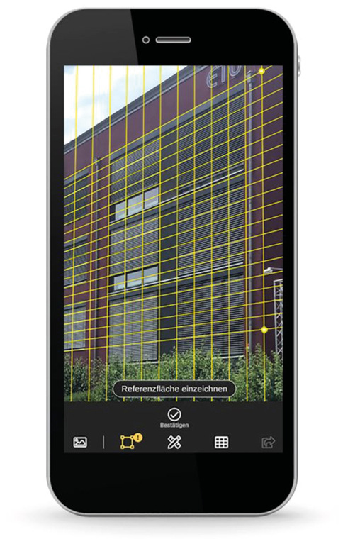 Einmal sauber﻿ fixiert werden die Abmessungen für die gewünschten Flächen und Fensteröffnungen etc. genau ausgegeben
