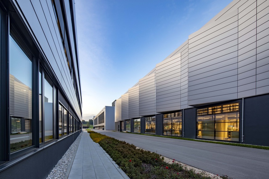 Wie aus einem Guss wirkt das neue Gebäudeensemble