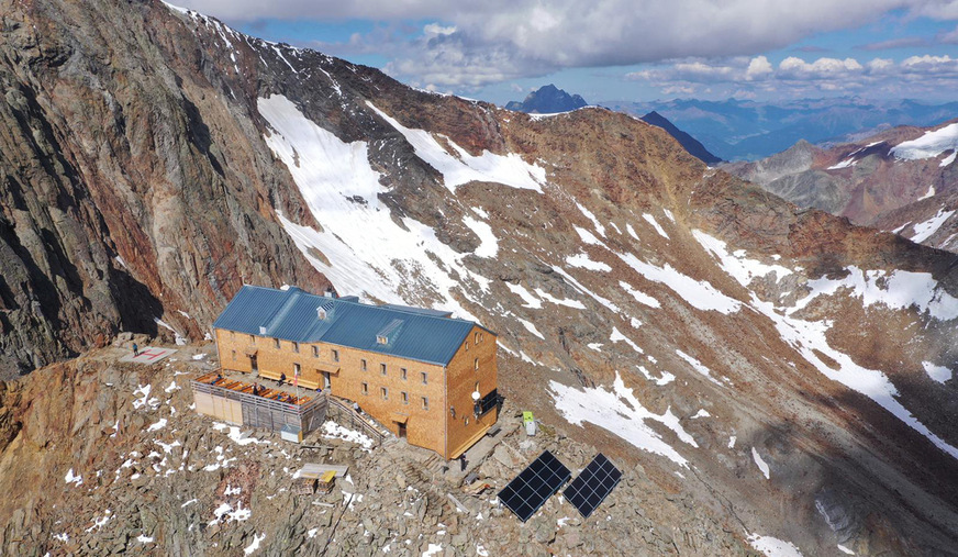 Im Sommer 2021 erstrahlt das Becherhaus nach einjährigen Sanierungs- und Erweiterungsarbeiten in neuem Glanz