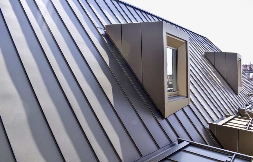 Perfekte Falzführung und beeindruckende Details zeichnen die Spenglerarbeiten aus