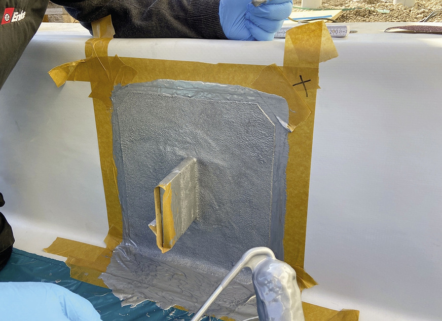 Anpassung des großflächigen Polyflexvlies-Flanschs