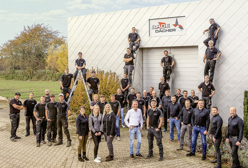 Das Bade-Team feiert 100 Jahre Bade Dächer