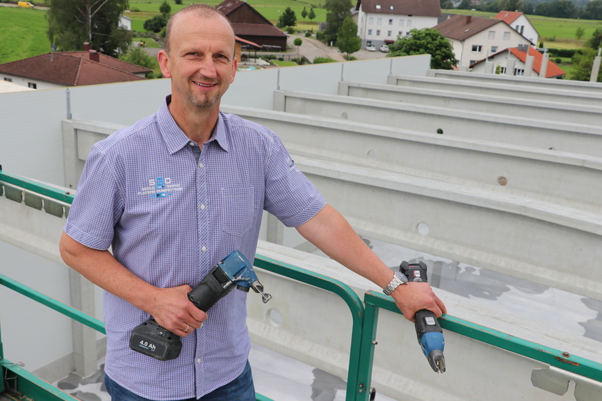 Alexandler Stadler setzt auf die Verwendung von Akku-Werkzeugen