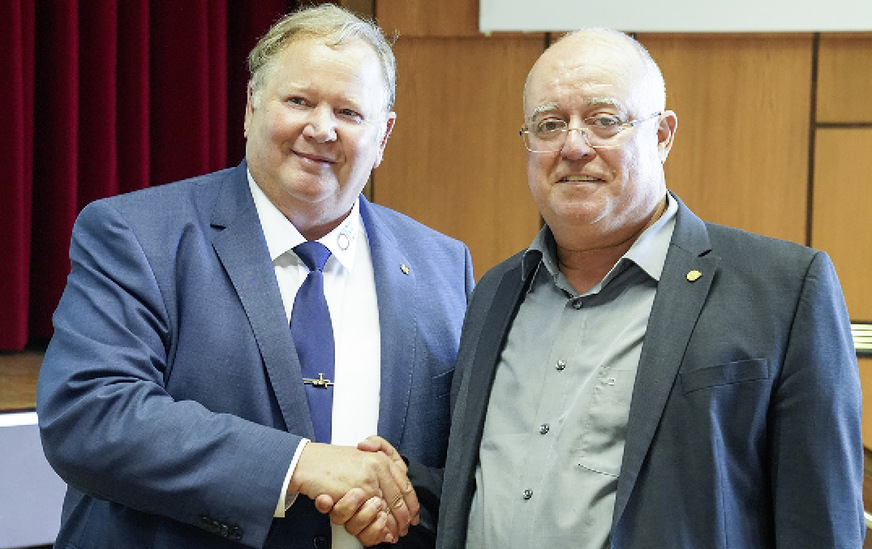 Joachim Butz und Robert Smejkal repräsentieren den Fachverband SHK BW