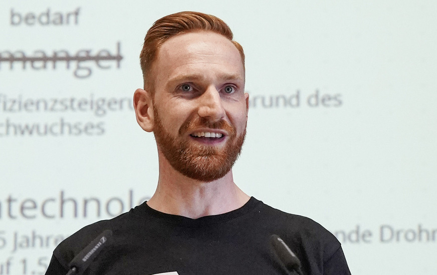 Airteam-Profi Frank Lochau informiert über fliegende Aufmaßsysteme