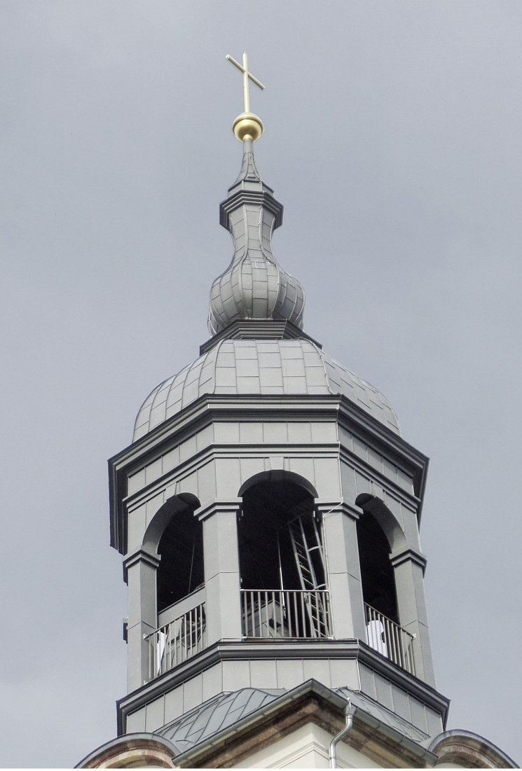 Dieser Turm ziert die Kirche im mittelsächsischen Großwaltersdorf