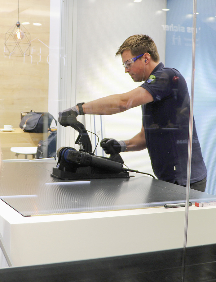 Vorführung des PanelCutter TruTool TPC 165 von Trumpf