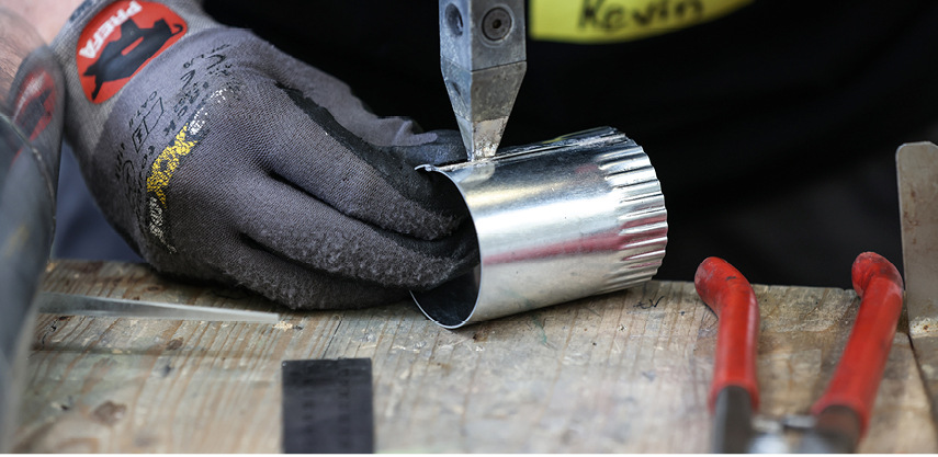 &nbsp; Herstellung der Triebwerksverkleidung