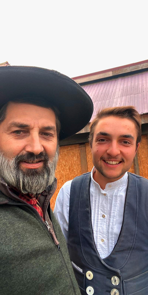 Was für eine Erfahrung! Marvin Bellmann und der rumänische Kupferschmied Traian