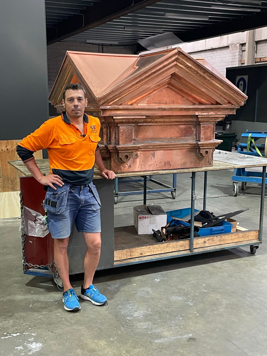 Auf den Spezialisten aus Österreich warten jedes Jahr spannende Projekte, wie diese Bedachung aus Kupfer