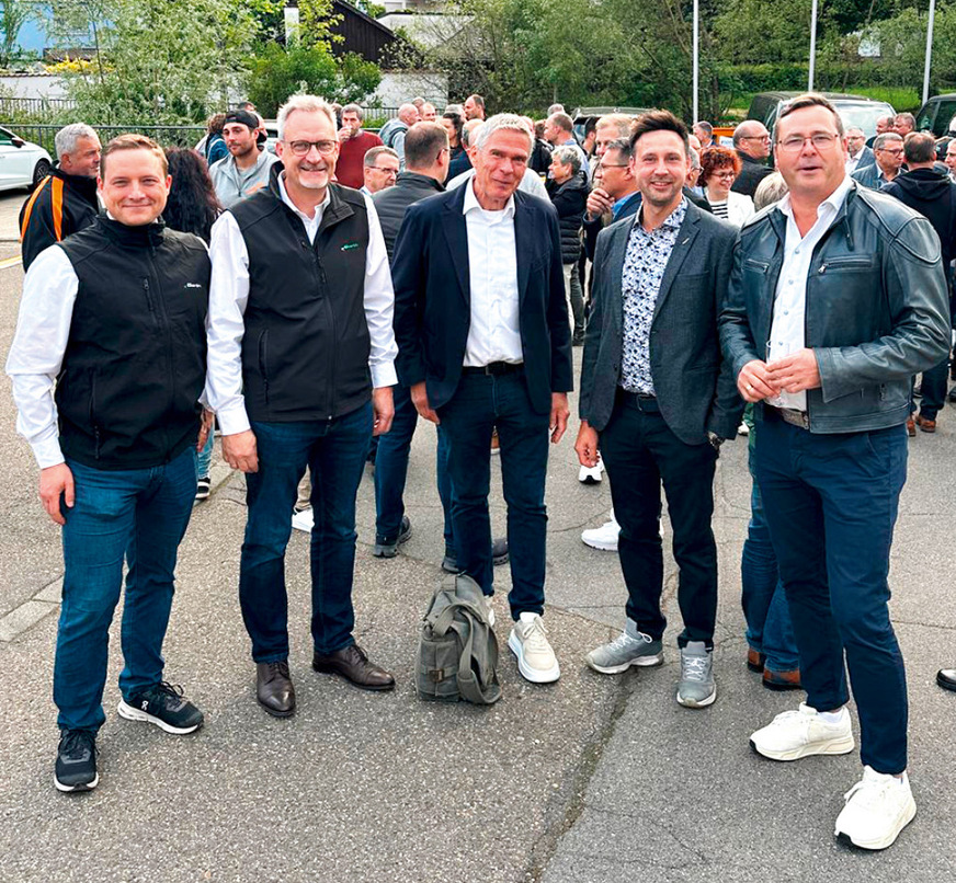 Gast-Klempner (v. l.): Thorsten Haas, Holger Nübel (beide Barth-Metall, Renningen), Andreas Buck (BAUMETALL), Stefan Zolinsky (SMV) und Mirco Siegler (iib).