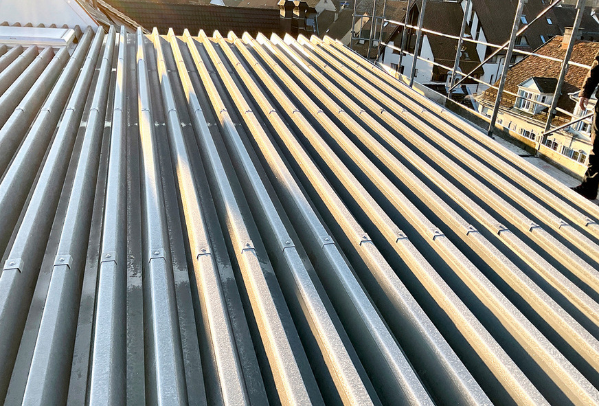 Konisch zulaufende, individuell gefertigte Trapezprofile