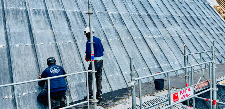 Finale Kontrolle nach der Eindeckung