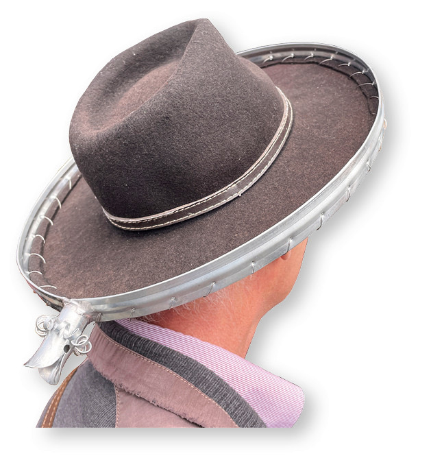 Der Spenglerhut von Gilles Vivian ist mit einem Wasserspeier ausgestattet