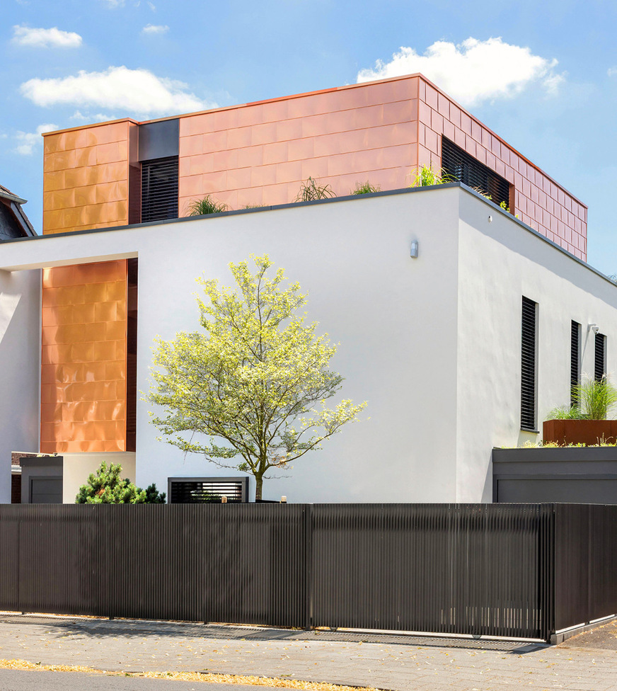 Weder Rohre noch andere Vorwandmontagen stören das Design des&nbsp;gelungenen Baukörpers