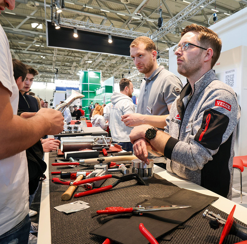 Benedict Fischer und Kai Plätzmüller beraten bei M.A.S.C.