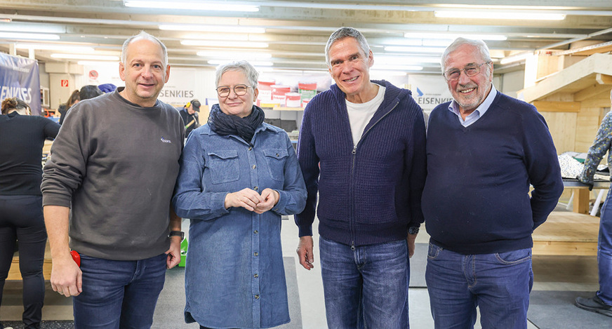 Markus Felder, Manuela Geugelin und Andreas Buck freuen sich über den&nbsp;Besuch von Hubert Trenkwalder aus Südtirol