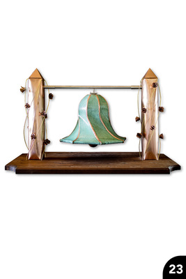 „Archaisch-modernes Glockenturmmodell“, walzblankes und patiniertes Kupfer, Falztechnik, Wulstabschlüsse, Löttechnik