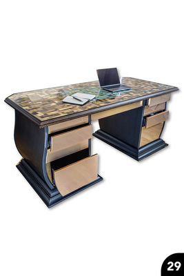„Spenglerschreibtisch“, Kupfer und Titanzink, Falztechnik, Wulstabschlüsse, Klebe- u. Löttechnik
