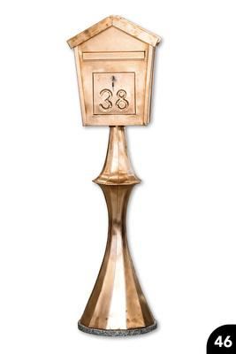 „Sockelbriefkasten“, Kupfer, Falz- und Löttechnik