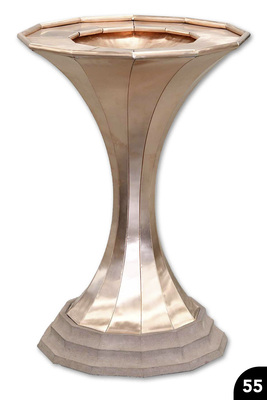 „Säulentisch mit Innenbecken“, Kupfer, Falztechnik, Wulstabschlüsse