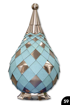 „Zwiebelturm“, patiniertes und walzblankes Kupfer, Falztechnik, Rauten