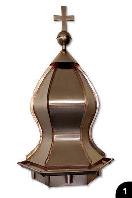 1 Zwiebelturm aus Kupfer mit Sockel, Rinne und nach außen gefalzter Rinnenwulst