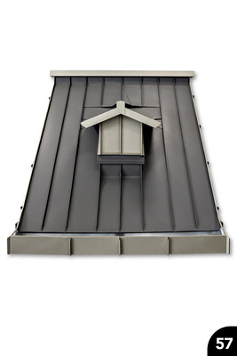 57 Dachmodell mit Kastenrinne, Satteldachgaube und integriertem Brustblech bzw. Simsanschluss 