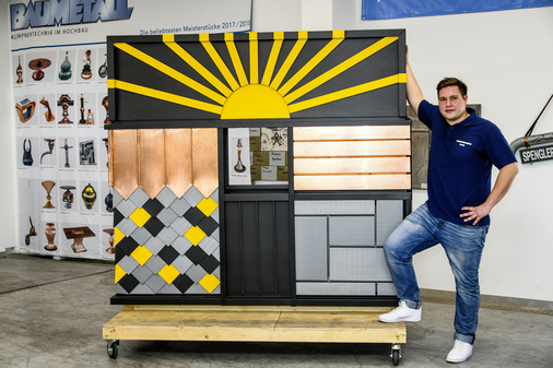 Fassadenmodell mit unterschiedlichen Techniken von Nico Reis