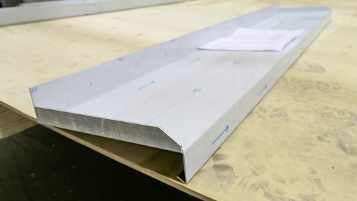 Ein fertiges Fensterbankprofil