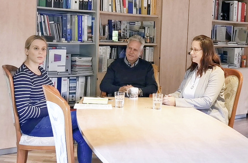 Laura Kornhaaß stellt ihre Fragen an Jens und Claudia Sperber