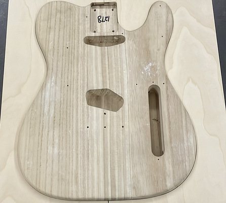 Wie beim Original: Ein Korpus aus Holz  