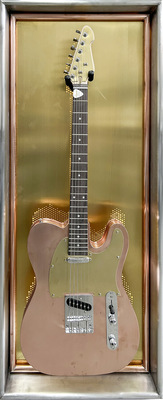 Gitarre aus Kupfer und Messing. Mehr dazu auf Seite 46 dieser Ausgabe