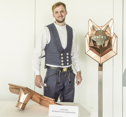 Jannik Buck fertigte einen Wolfskopf aus kleinsten Segmenten an