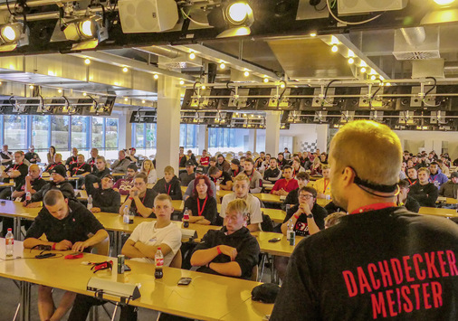 Tobias Backhaus zeigt Zukunftsoptionen auf