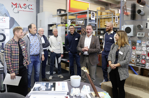 BAUMETALL-Onlineredakteurin Laura Kornhaaß stellt die sieben Juroren vor. Es sind Sebastian Kempf, Marc Warzawa, Andreas Witt, Gert Brenner, Mark Holzwarth, Martin Fischer,  und John-Marc Hamann