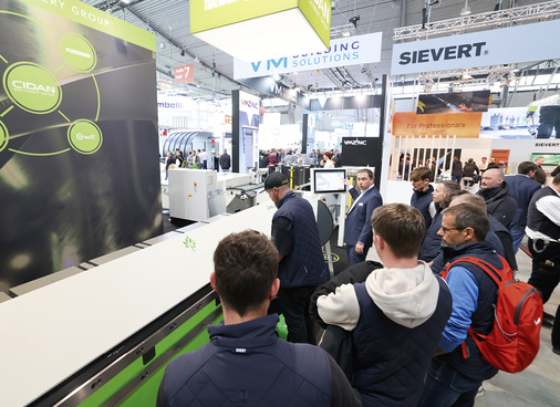  Maschinenvorführung bei Cidan