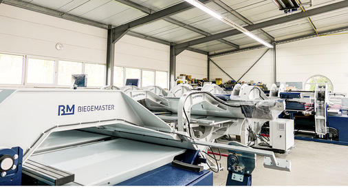  Viel zu sehen: Ein Besuch des Biegemaster-Showrooms lohnt sich auf jeden Fall!