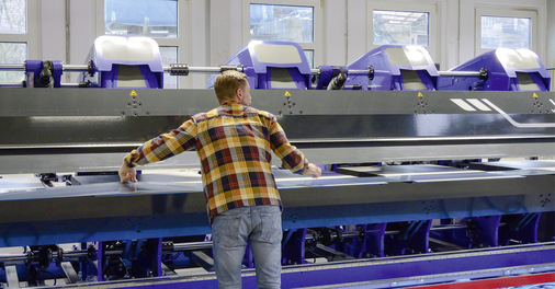  Tobias Mayer-Koob testet die neue Maschine