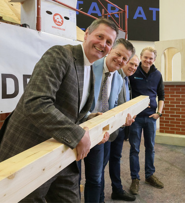  Kärntener Wirtschaftsprominenz besucht die lebende Baustelle - © Bild: BAUMETALL
