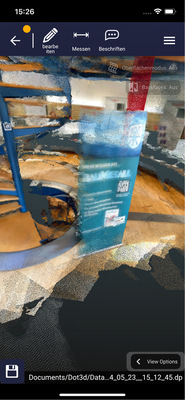 BAUMETALL-Rollup auf dem Smartphone-Display. Das Foto zeigt eine per Dot-3D-Lidar-Scanning mit dem Smartphone erzeugte Punktwolke, aus der alle Maße herausgezogen werden können