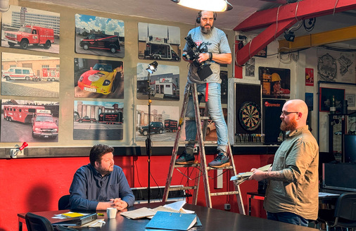 Oliver Oettgen bei ­Probeaufnahmen im Enke-Werk