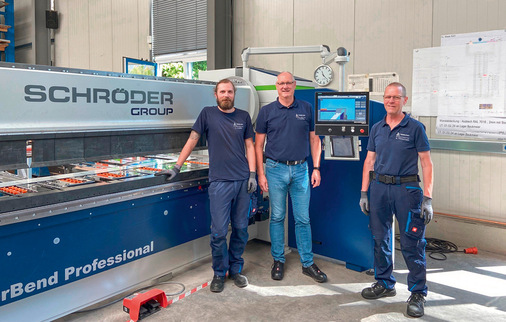 Lars Lobitz, Joachim Kersting und Andreas Timmermann vor der Powerbend Professional